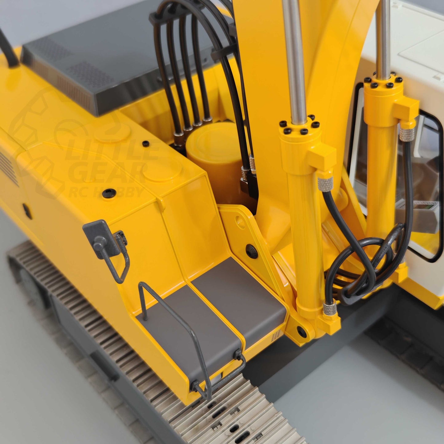 MXRC 942 1/14 RC Hydraulic Excavator Model(Yellow/Gray)