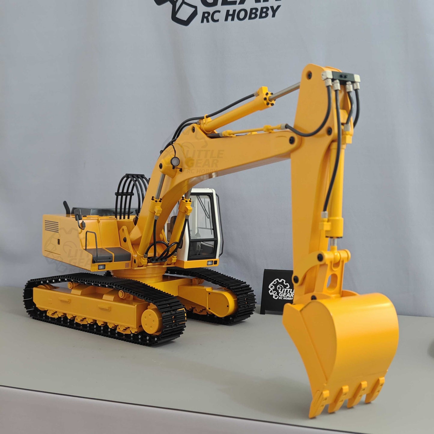 MXRC 942 1/14 RC Hydraulic Excavator Model(Yellow)